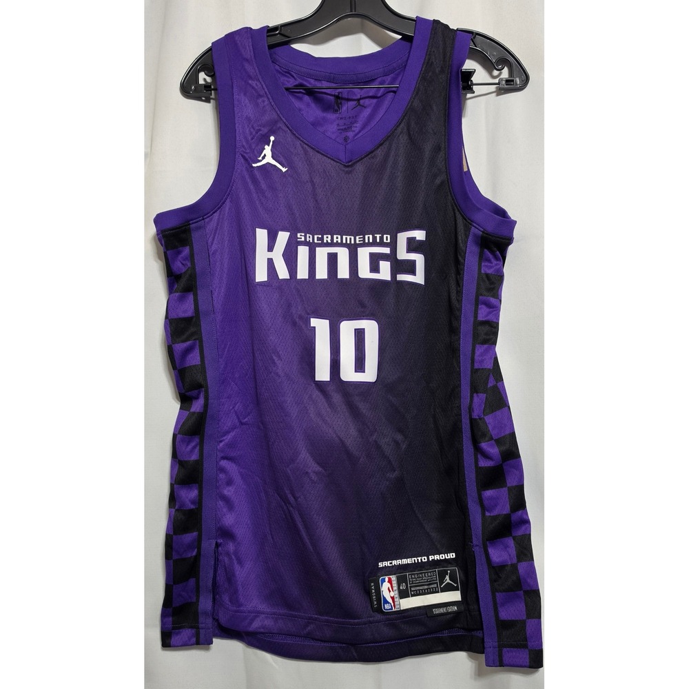 Jordan Sacramento Kings Domantas Sabonis Statement Edition Jersey Mens 40 Small